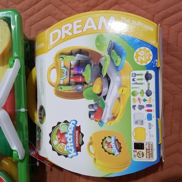 Toys - Picture 2 of 8